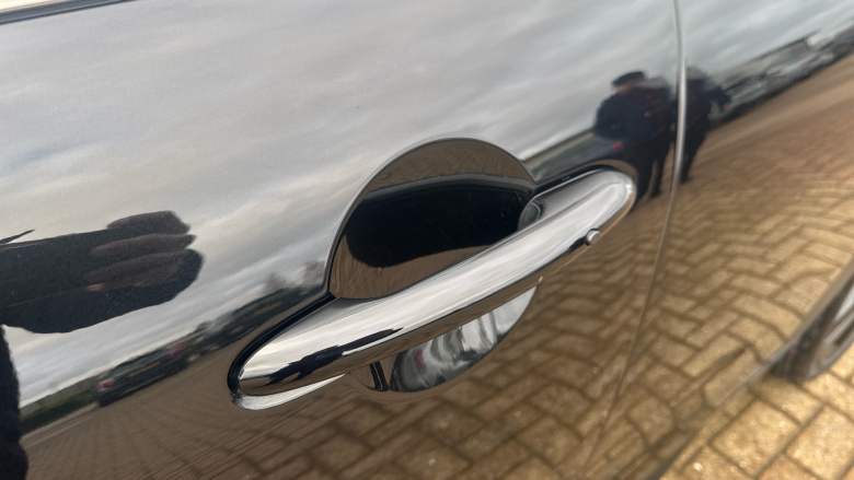 MINI Hatchback 1.5 Cooper Sport Premium 5dr Auto Petrol Hatchback